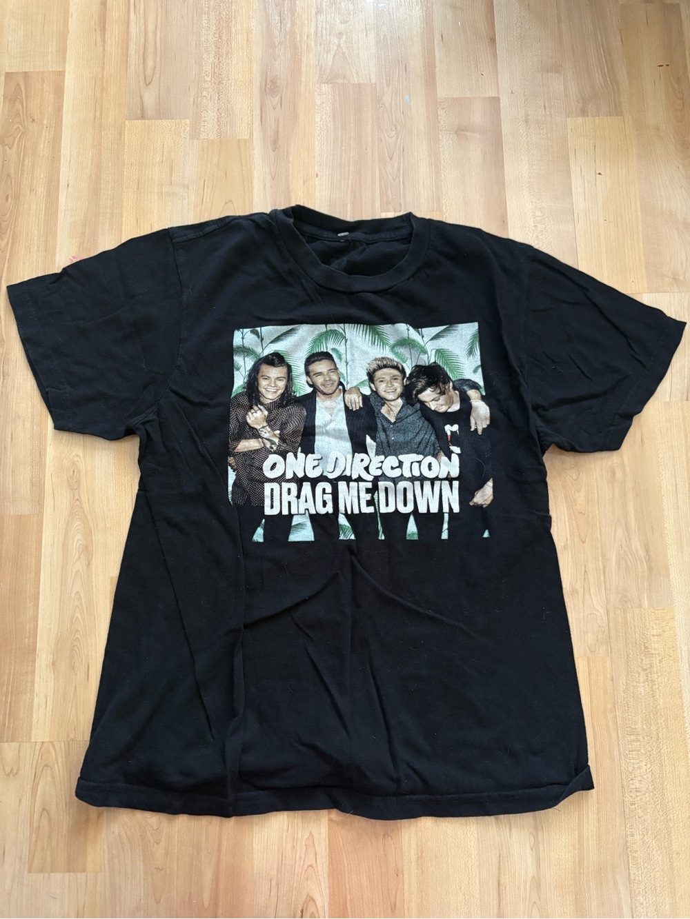 Black One Direction "Drag Me Down" Graphic Tee